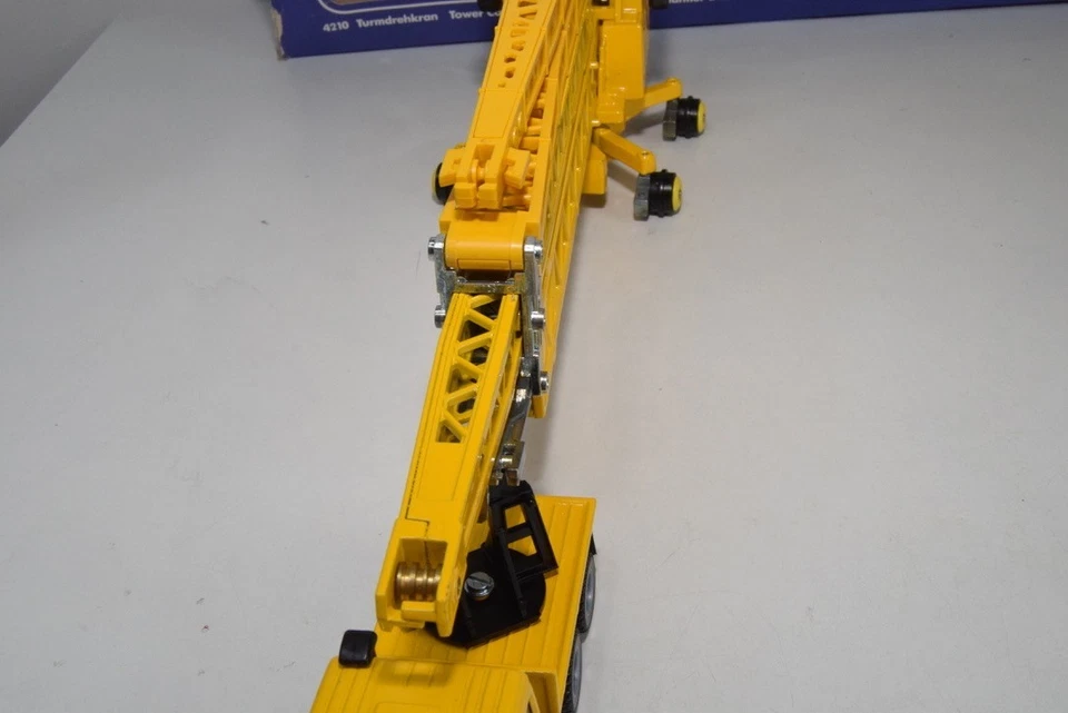 B74 1:55 SIKU 4210 MERCEDES-BENZ GRU A TORRE GRU A TORRE GIALLA MIB MOLTO RARA! - Immagine 4 di 4