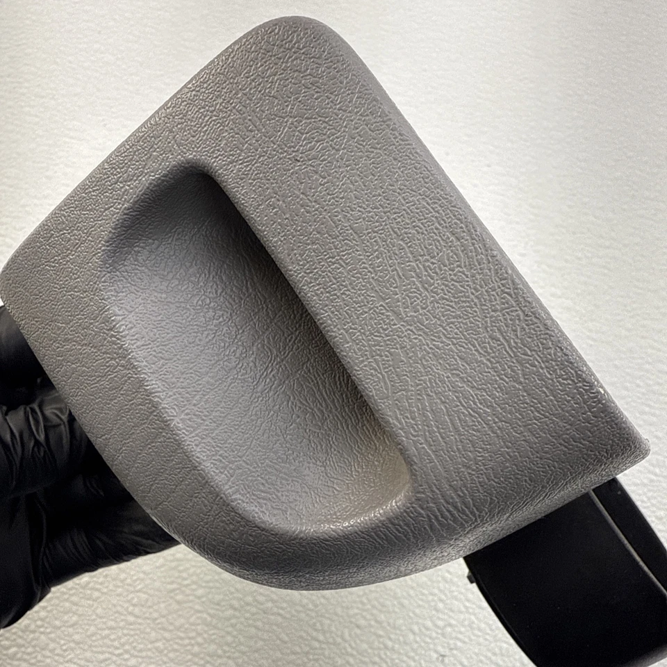 Chevy Silverado GMC Sierra Suburban Yukon Tahoe 1995-1998 doble portavasos gris Foto 4 de 4