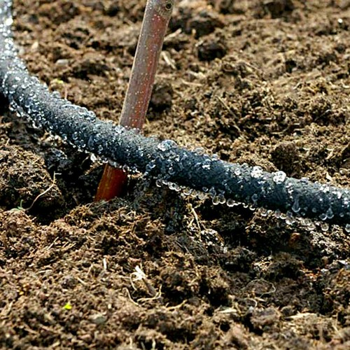 TUBO AMMOLLO ECOLOGICO 20m + pali da terra sistema irrigazione giardino che perde PIPA POROSA - Foto 5 di 7