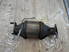 Katalysator Kat Kia Sportage V NQ5 Teilenummer: 289G7-2M200 *ohne Sonden*