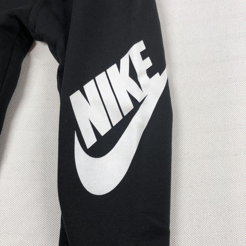 Nike Club Fleece Boys Sz 6 Black Joggers Swoosh Logo 5-6 Yrs Youth Sports Active - Picture 2 of 10