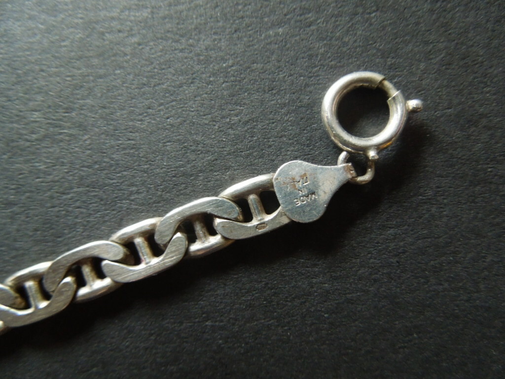 J2038 VTG SOLID ITALY 925 SILVER BRACELET LENGTH 20 CM J2038 VTG SOLID ITALY 925 SILVER BRACELET LENGTH 20 CM