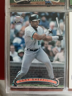 mlb gary sheffield auto7枚&1of1 一枚 その他 7 Gary Sheffield baseball cards. Hit 509 home runs in his