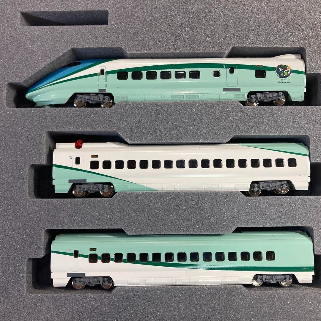 Kato 10-937 E3-700 Series Shinkansen Toreiyu Tsubasa 6-car