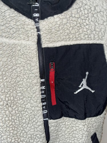 Air Jordan Youth M Sherpa Jacket - Picture 3 of 4