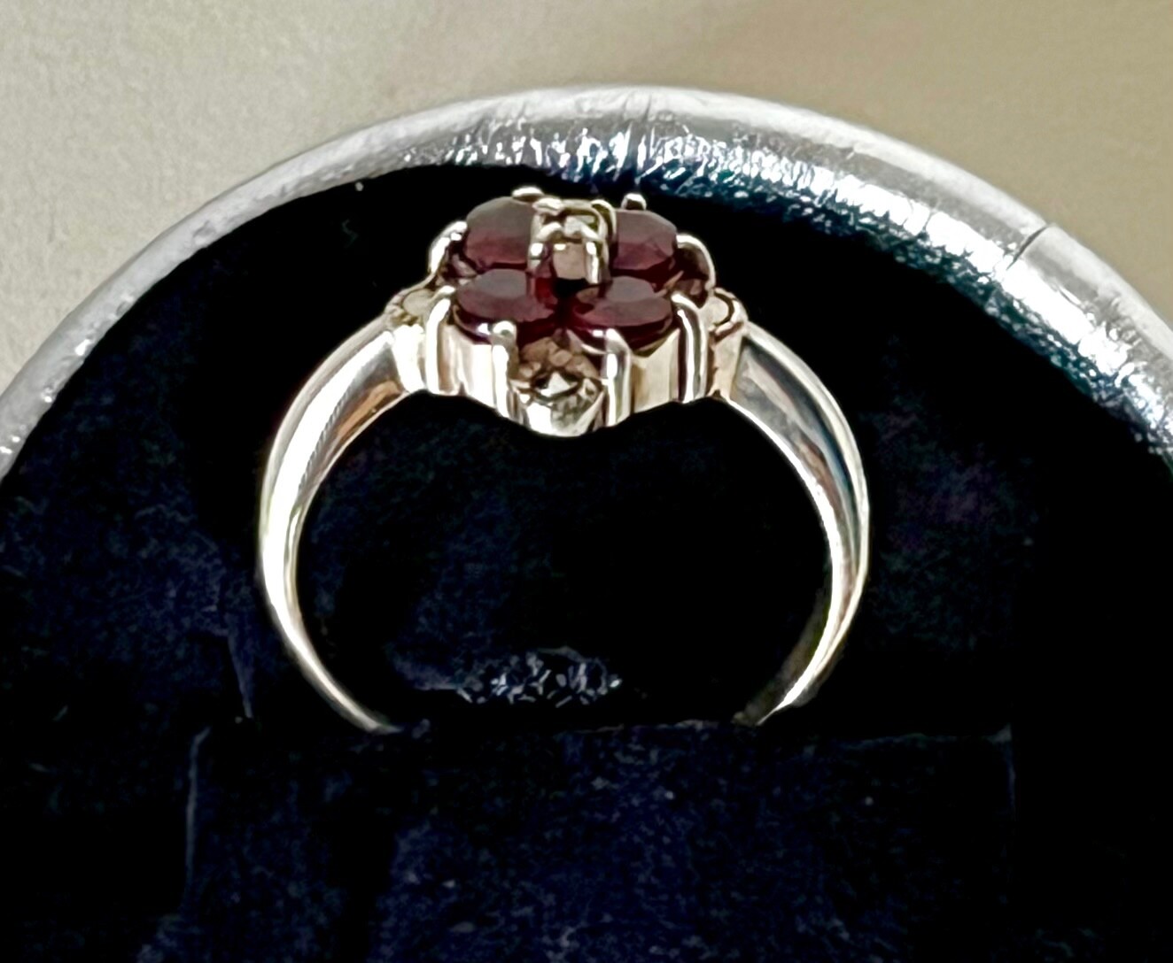 GARNET & SOLID STERLING SILVER RING Size L Semi p… - image 5