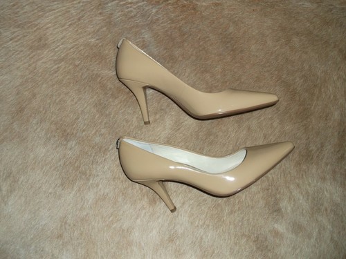 Michael Kors Pums Gr. 6 1/2 oder 37 hell Braun Top ansehen!! - Bild 6 von 6