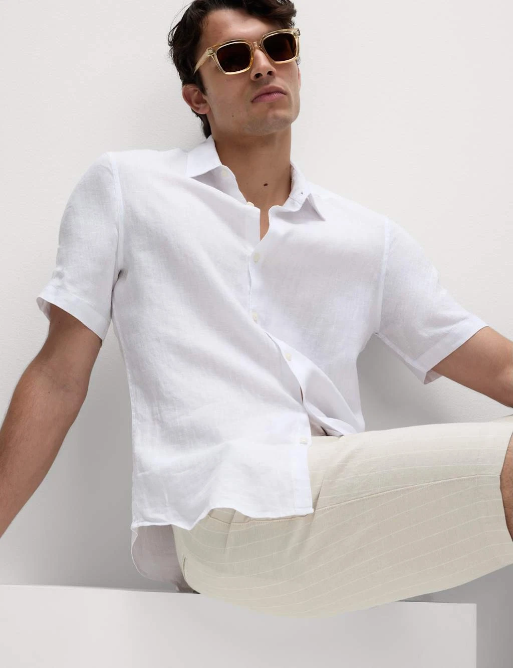 Marks & Spencer Mens Cotton/Linen Chino Shorts in Natural Mix - M&S
Opens in a new window or tab