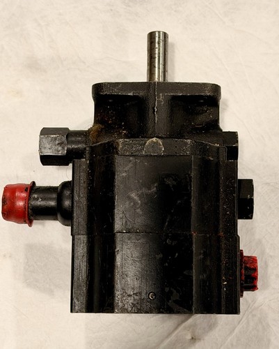 Konzentrische 1002508 Pumpe, Zahnrad, 11 GPM NORTHERN 1012 NOS - Bild 2 von 3