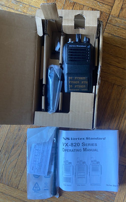 NEW Vertex Standard 820/870 450-512 Mhz