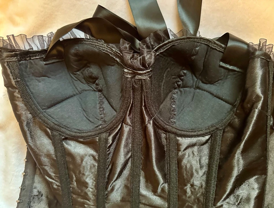 ВЕЛИКОЛЕПНЫЙ БУРЛЕСК ЧЕРНЫЙ ЛЕБЕДЬ КОРСЕТ КОСТЮМ ПЕРО СУЕТА/МАРДИ ГРА/КАРНАВАЛ - Изображение 3 из 4