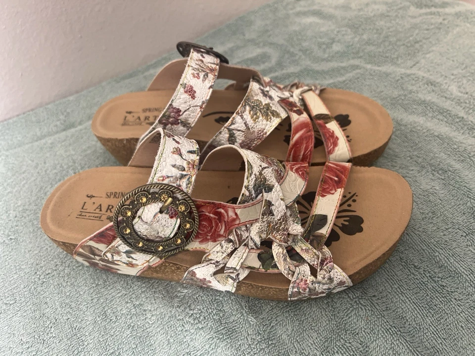 L'Artiste by Spring Leather Sandals Floral Rose Size 39 New - Image 2 of 4