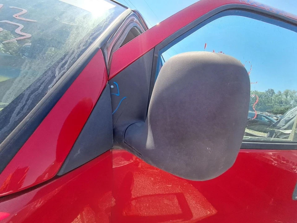 2001 Chevrolet Express 35 caixa de limpador de ar usada 8.1L 198K milhas fabricante de equipamento original - Imagem 4 de 4