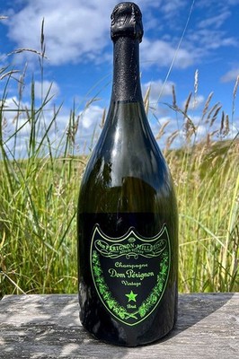 Dom Perignon Luminous Vintage 2010 Champagner LED 1,5l Magnum Flasche