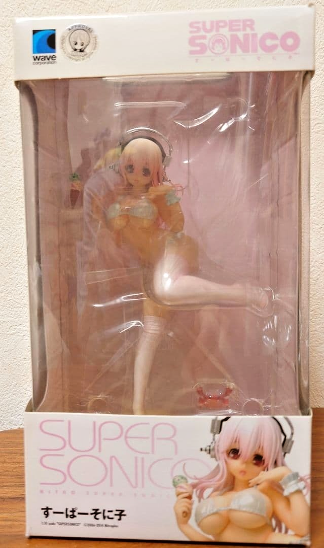 Figurine Super Sonico Beach Queen Version Par Wave Corp. – Neuve Sous Blister