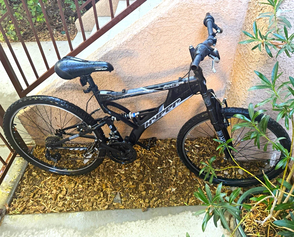 Giant Mountain Bike 26 in Bikes for sale - eBay