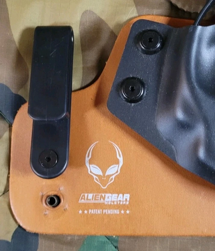 Alien Gear Ruger Lc9, Lc9s, Lc380,ec9s Iwb Right-hand Holster For With Laser  - Image 2 of 4