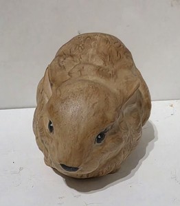 Vintage 1979 Ceramic Easter Bunny Rabbit Figurine – Hand Painted & Signed...