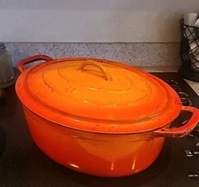 Vintage DESCOWARE Belgium Enamel Oval Cast Iron FE 12 Dutch Oven Orange Flame