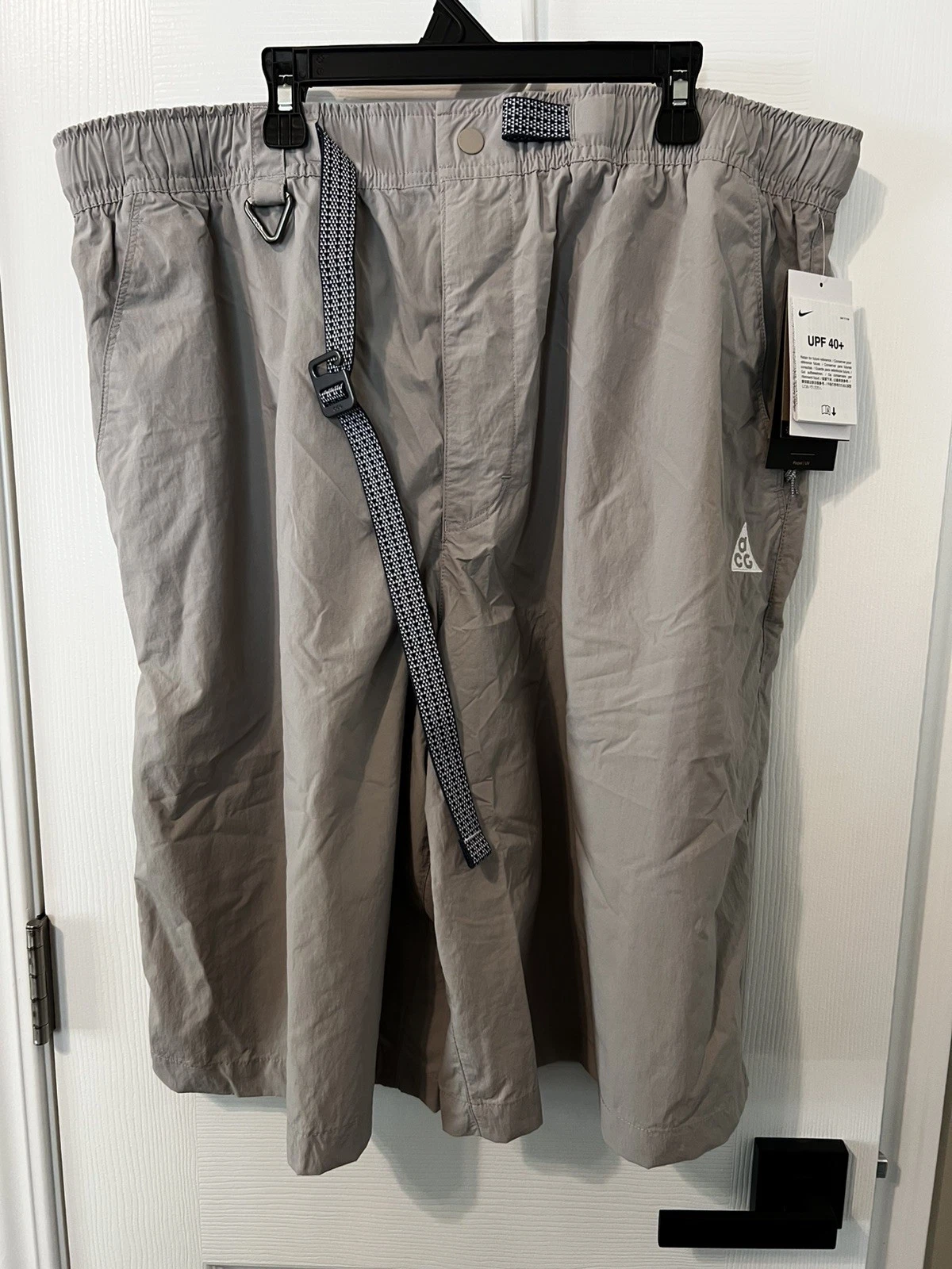 Nike ACG Shorts Orb Weaver Mens XL Oversized UV Repel College Grey HJ2887-009
Opens in a new window