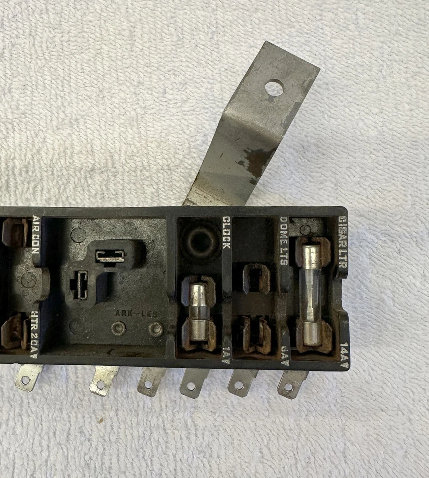 1959 Chrysler & Imperial Fuse Block 59 300 E Newport New Yorker Crown LeBaron - Image 4 of 4