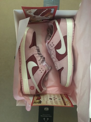 Stillz “Red Velvet Cake” Dunk (Size 8 