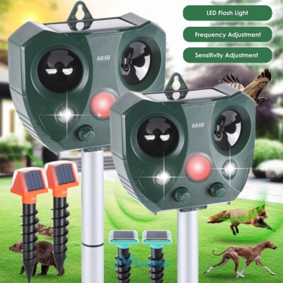 Solar Animal Repeller Ultrasonic W/Flashing Light Dog Skunk Deer Snake Repellent