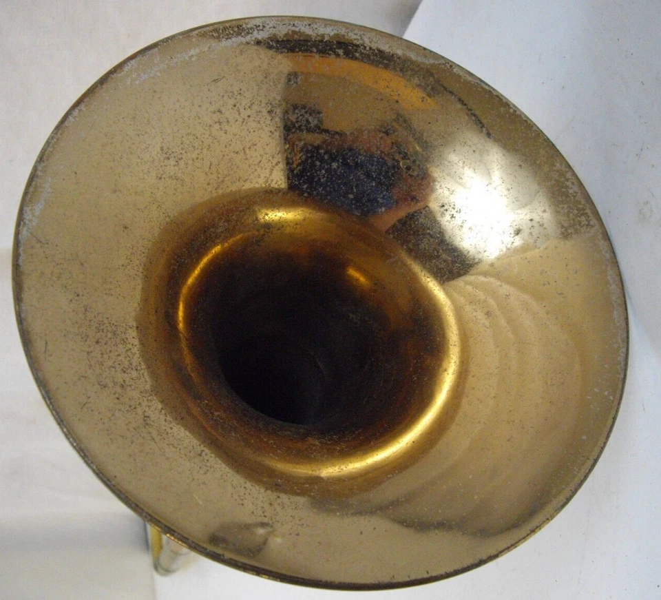 C. G. CONN 8H ELKHART PROFESIONAL TROMBÓN TENOR ROSA LATÓN CAMPANA VINTAGE Foto 4 de 4