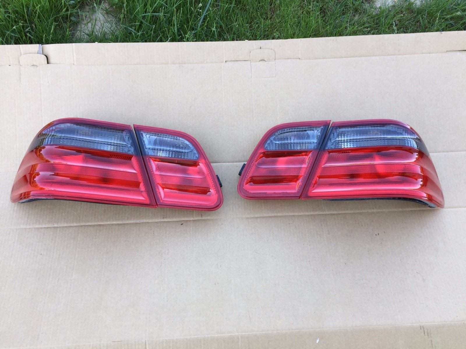 Mercedes Benz W210 SMOKE TAIL LIGHT LIGHTS AMG STYLE eBay