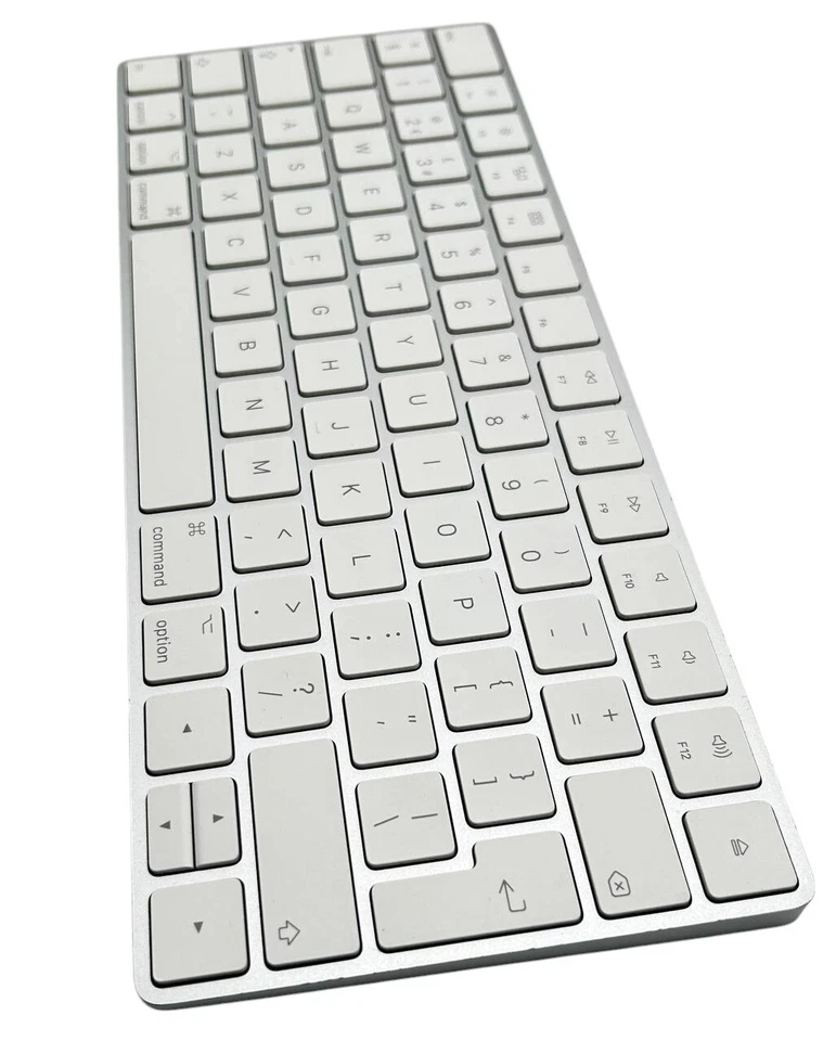 Apple Magic Keyboard A1644 Wireless Bluetooth Tastatur -QWERTY UK – Weiß – Gebr - Bild 3 von 4