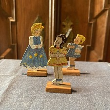 Erzgebirge Flachfiguren Antik Vorkrieg 3 M&auml;dchen Handbemalt 6-7,5 cm