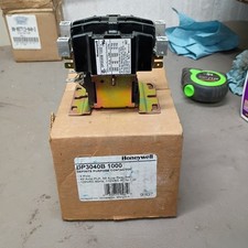 Honeywell DP3040B1000 Contactor 120v Coil 3 Pole 75D56634F