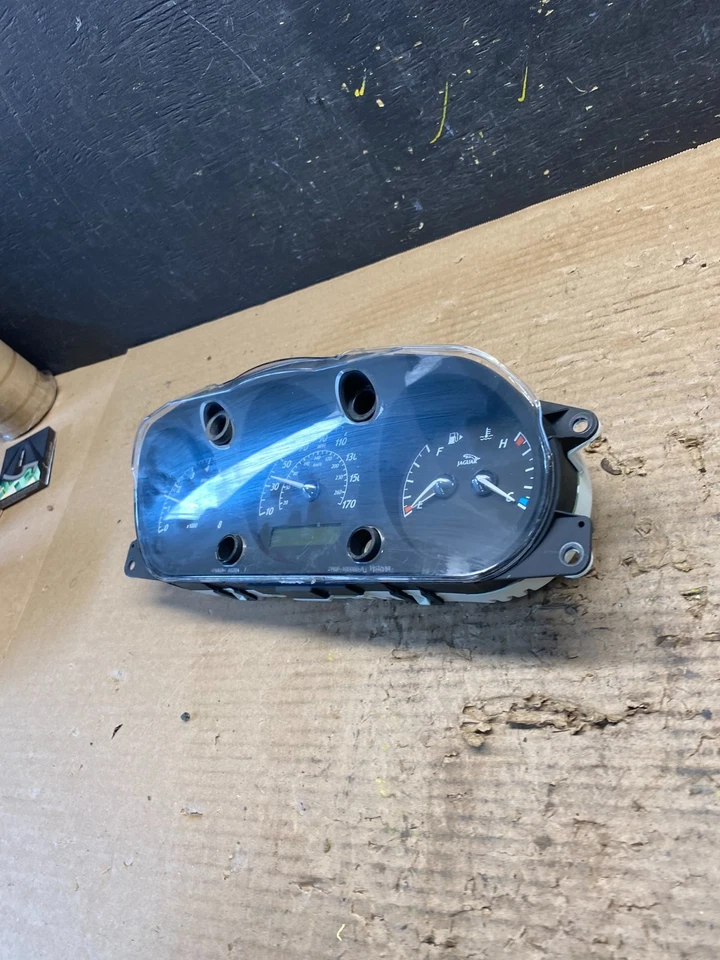 2004 to 2005 Jaguar XJ8 Instrument Cluster Gauge Speedometer S3234 DG - Image 2 of 4