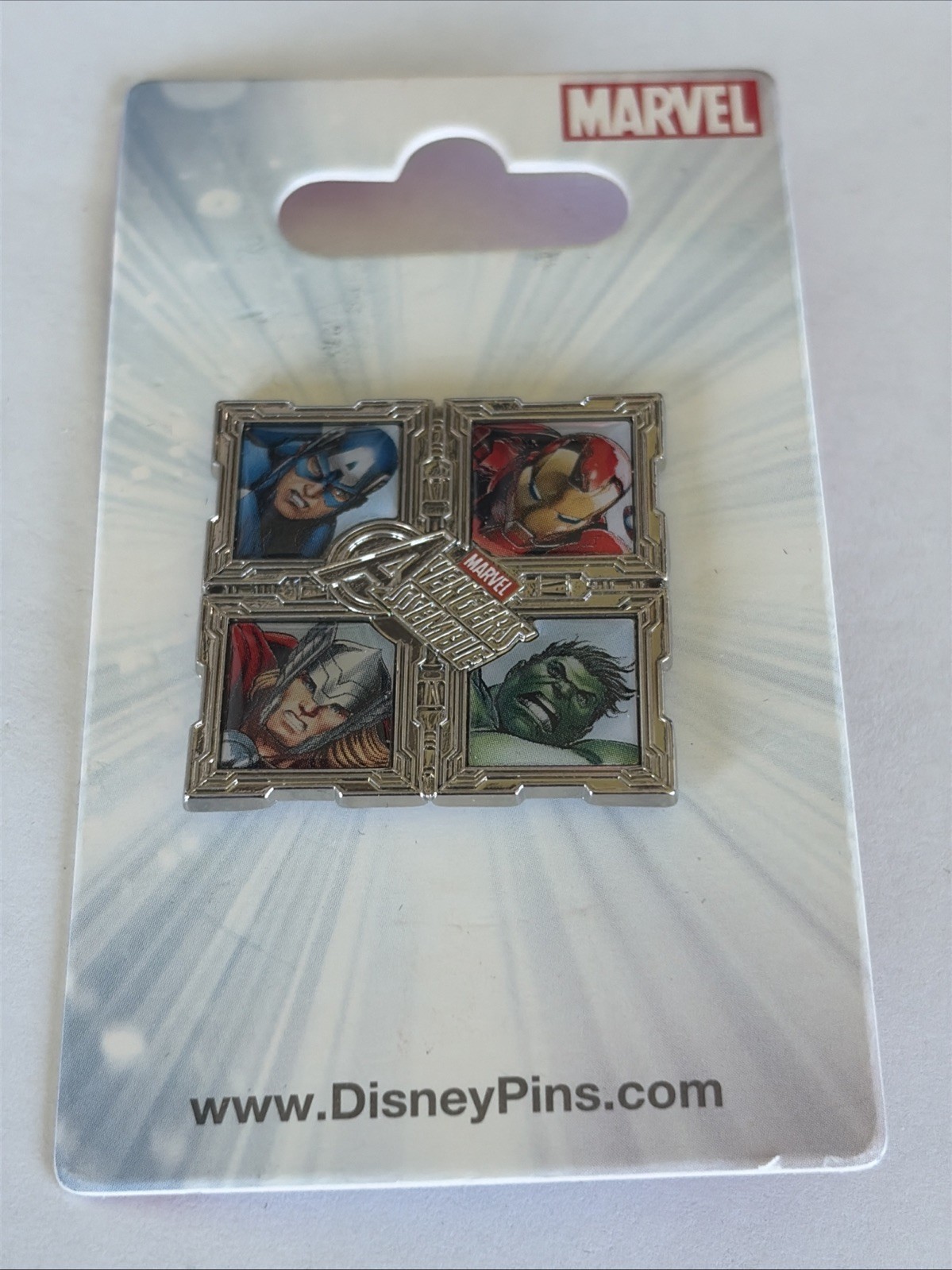 Disney Pin Trading Pin Avengers Endgame Marvel LE New On Card MINT v61