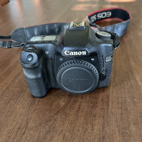 Canon EOS 50D DSLR Camera Body {15.1MP} (For Parts or Repair)
