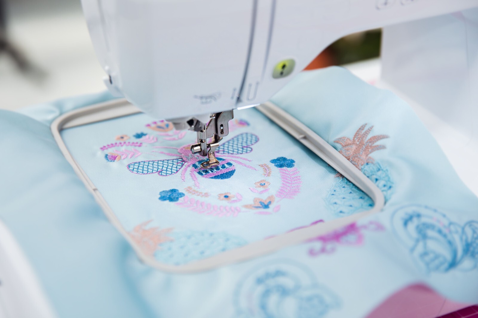 Brother Innovis F540e Embroidery Machine 3 Year Warranty eBay