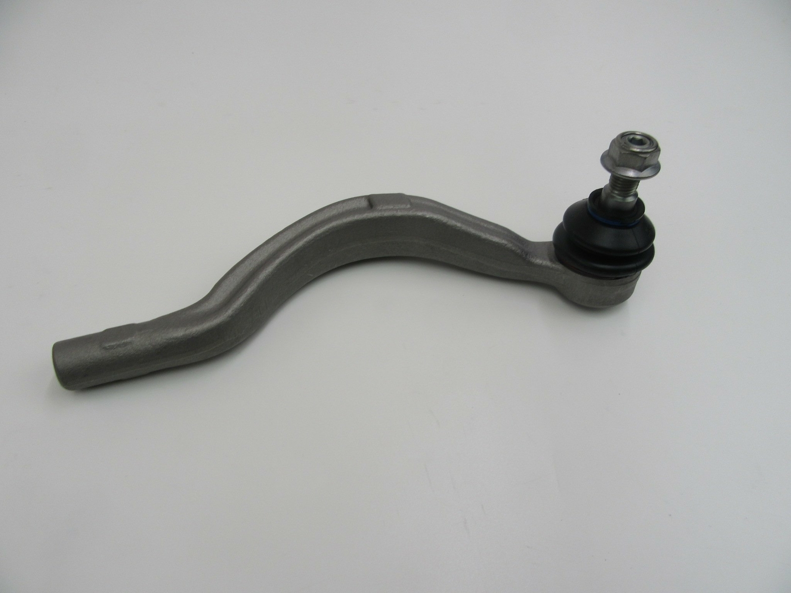 Maserati Ghibli Quattroporte right inner & outer tie rod end 418