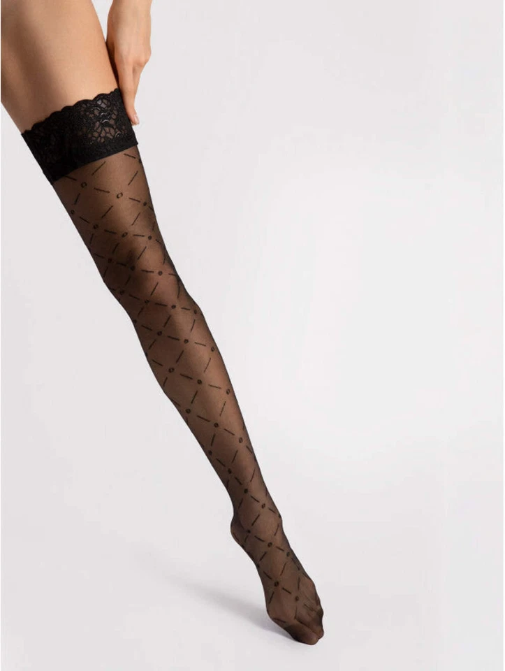 Fiore Enchanté 20 den – Elegant Hold-Ups with Geometric Pattern - Image 3 of 4
