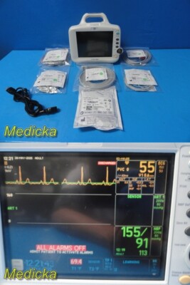 GE Dash 3000 Series Monitor (2xBP, SPO2, TEMP, CO2, NBP ,ECG) W/ NEW Leads~37194