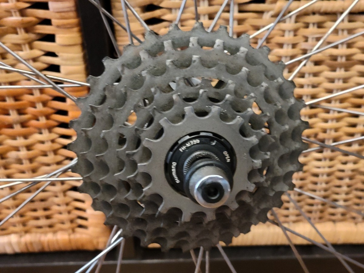 Roues Vélos 26 Pouces Araya RM-20 Super Hard - Moyeux Shimano Deore XT - Occasion Bon État Technique