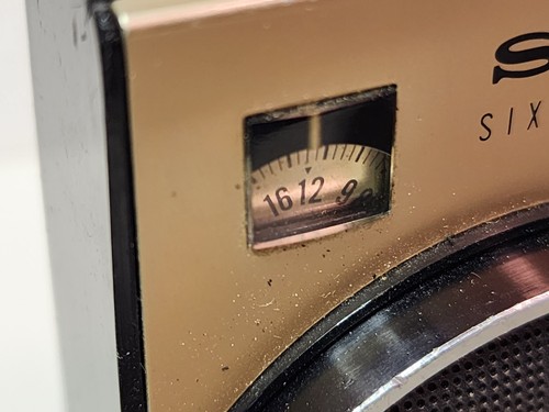 Sony TR-650 6 transistor radio tascabile nero vintage sei transistor custodia originale - Foto 6 di 9