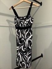 Women’s Black And White Spaghetti Strap Dress Size Small Wrapper Brand
