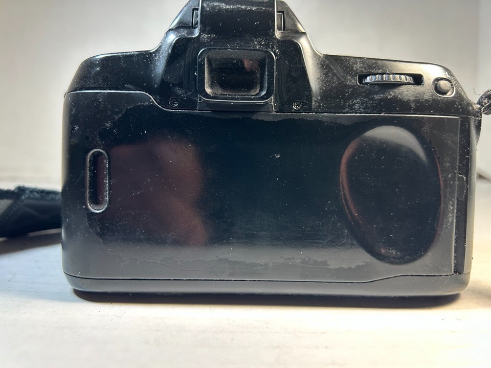 Nikon N70 35MM Film Camera w/ 2880 Lens w/ Instruction Book w