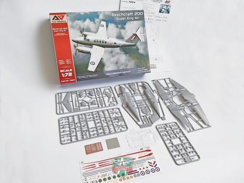 Beechcraft 200 Super King Air Model Kit Avión Escala 1:72 A&A Modelos AA7224 - Imagen 2 de 8