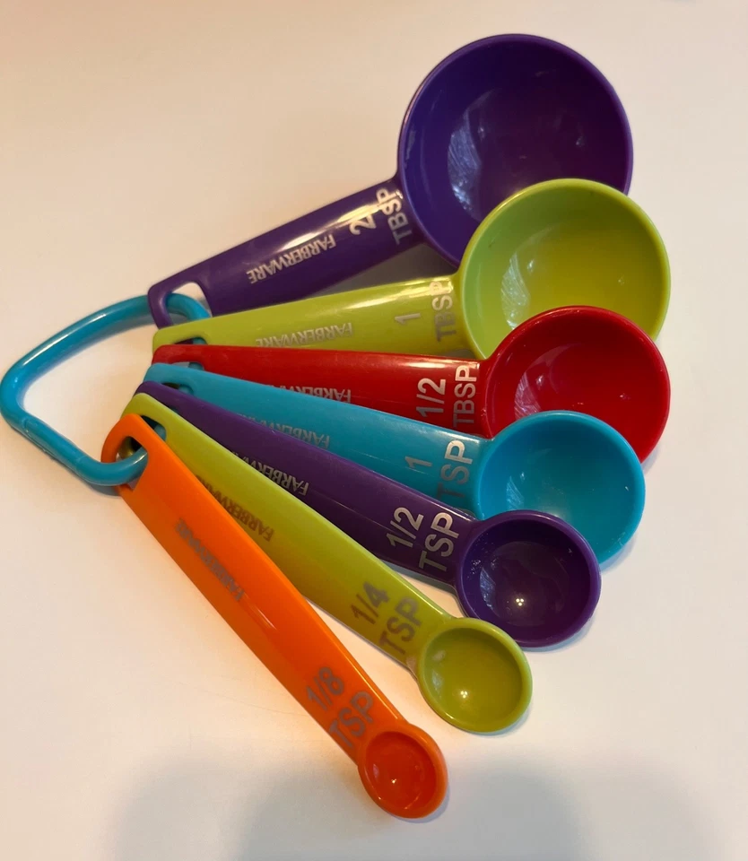 Excellent Vintage 2000s Farberware 6 Piece Measuring Spoon Set & 5 measuring cup - Image 3 of 3