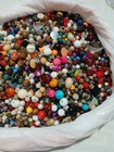 4 Lbs Vintage Assorted Loose Bead Lot Jewelry Making Art Craft Glass +