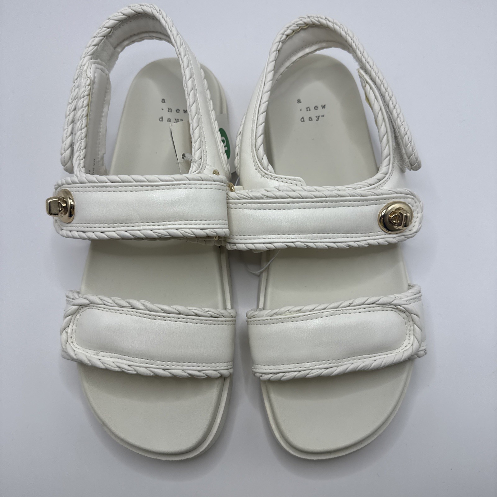 a new day shoes Size 10