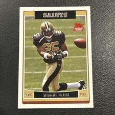 Reggie Bush 2006 Topps Football Rookie Card New Orleans Saints #359. rookie card picture