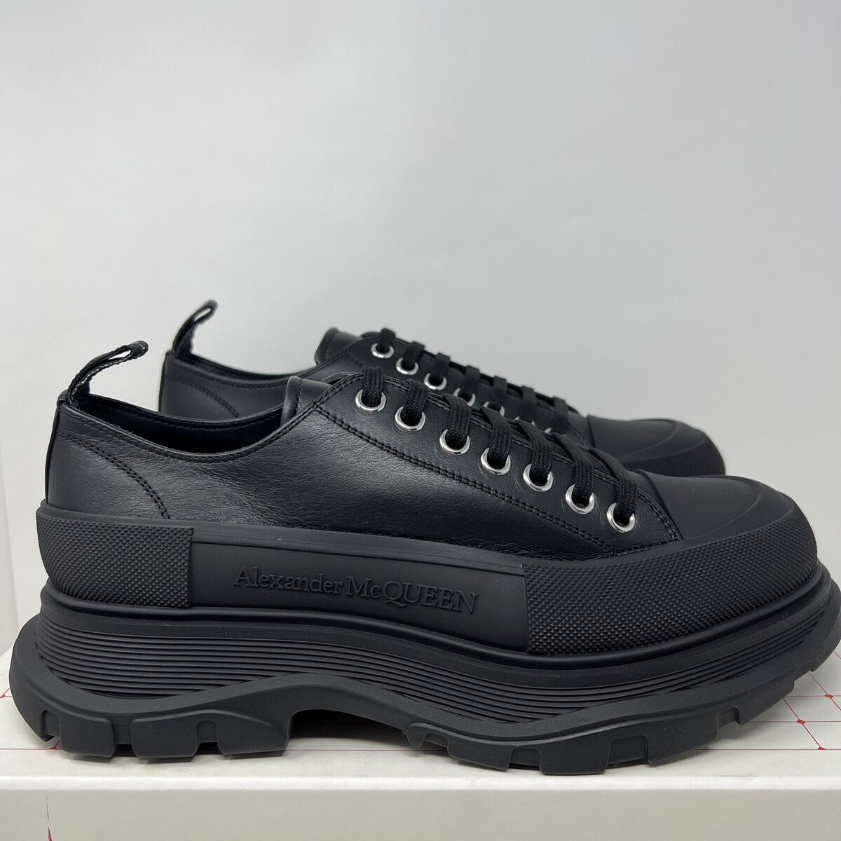 Alexander McQueen Men's Tread Slick Leather Sneakers Size 44 Alexander McQueen Men's Tread Slick Leather Sneakers Size 44