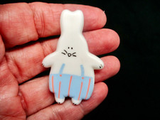 Vintage Hallmark Charming Easter/Spring Bunny Brooch